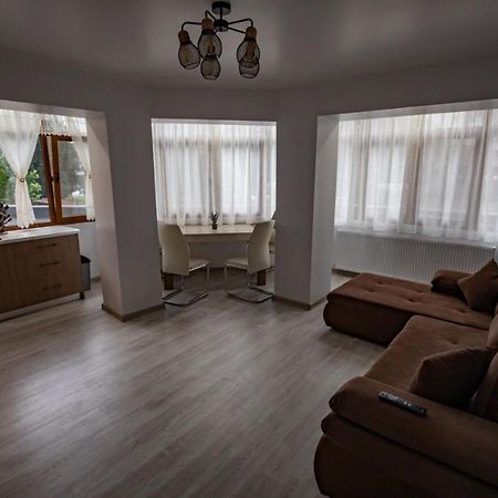 Apartament Natalia Tirgu Ocna Exterior photo
